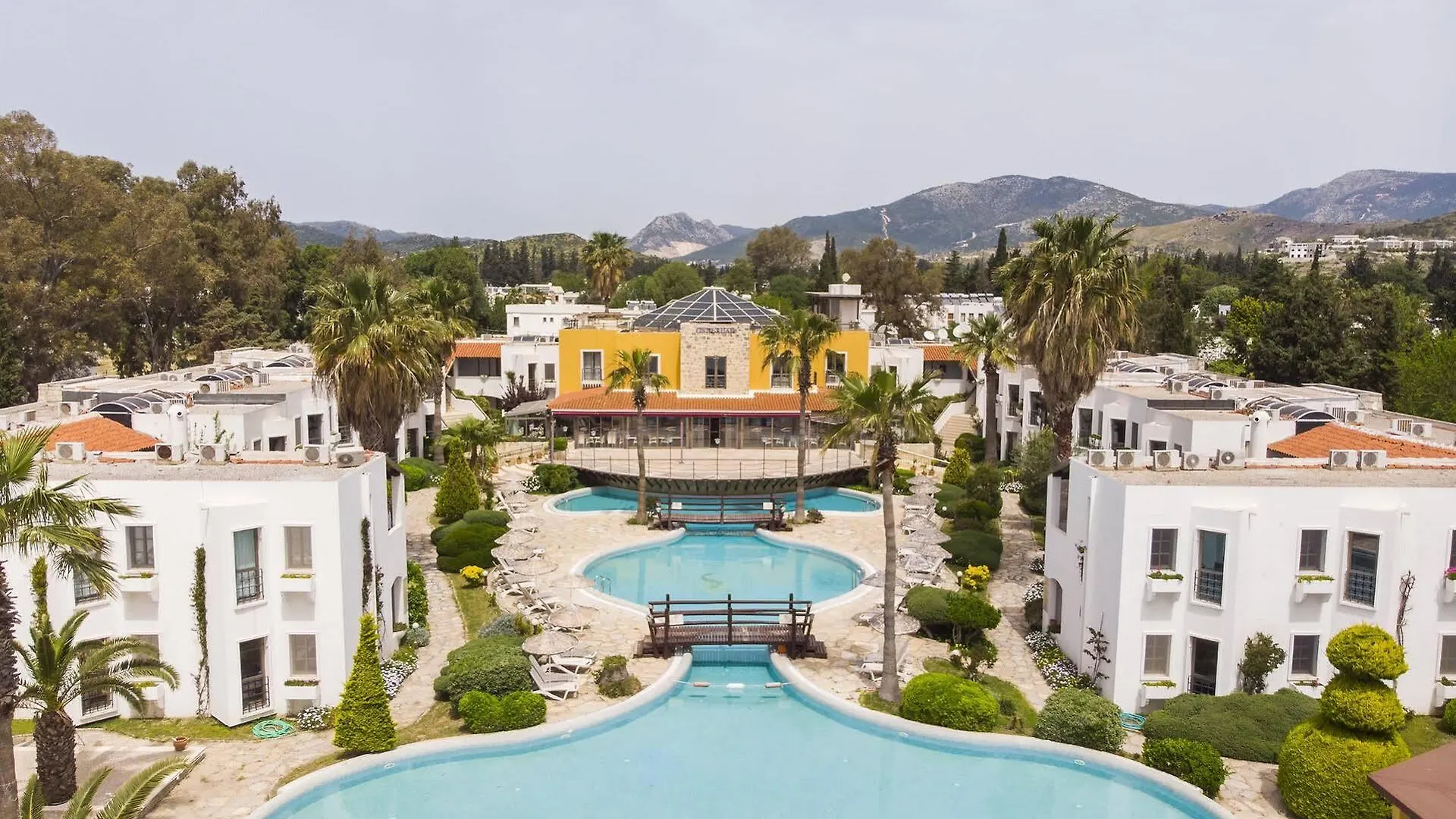 Ladonia Onderhan Hotel 博德鲁姆