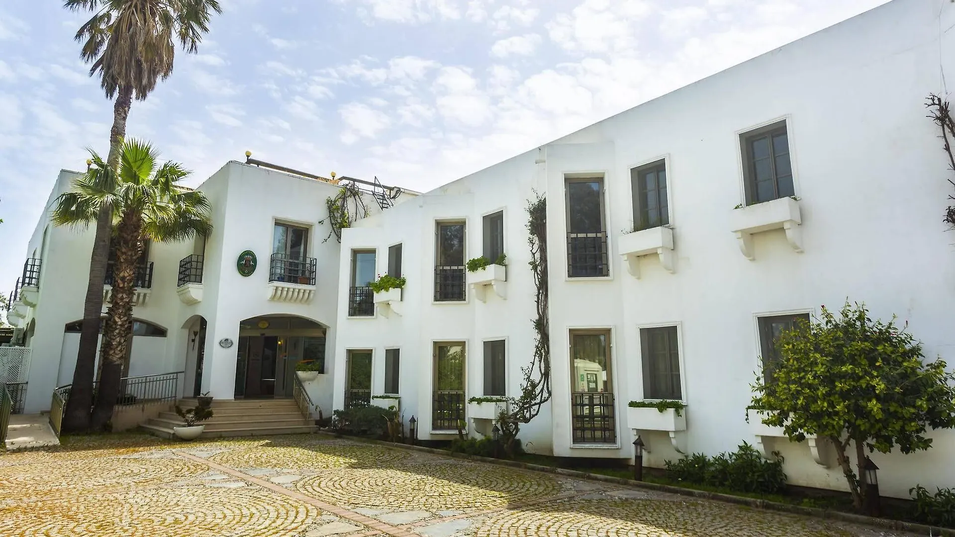 Ladonia Onderhan Hotel 博德鲁姆